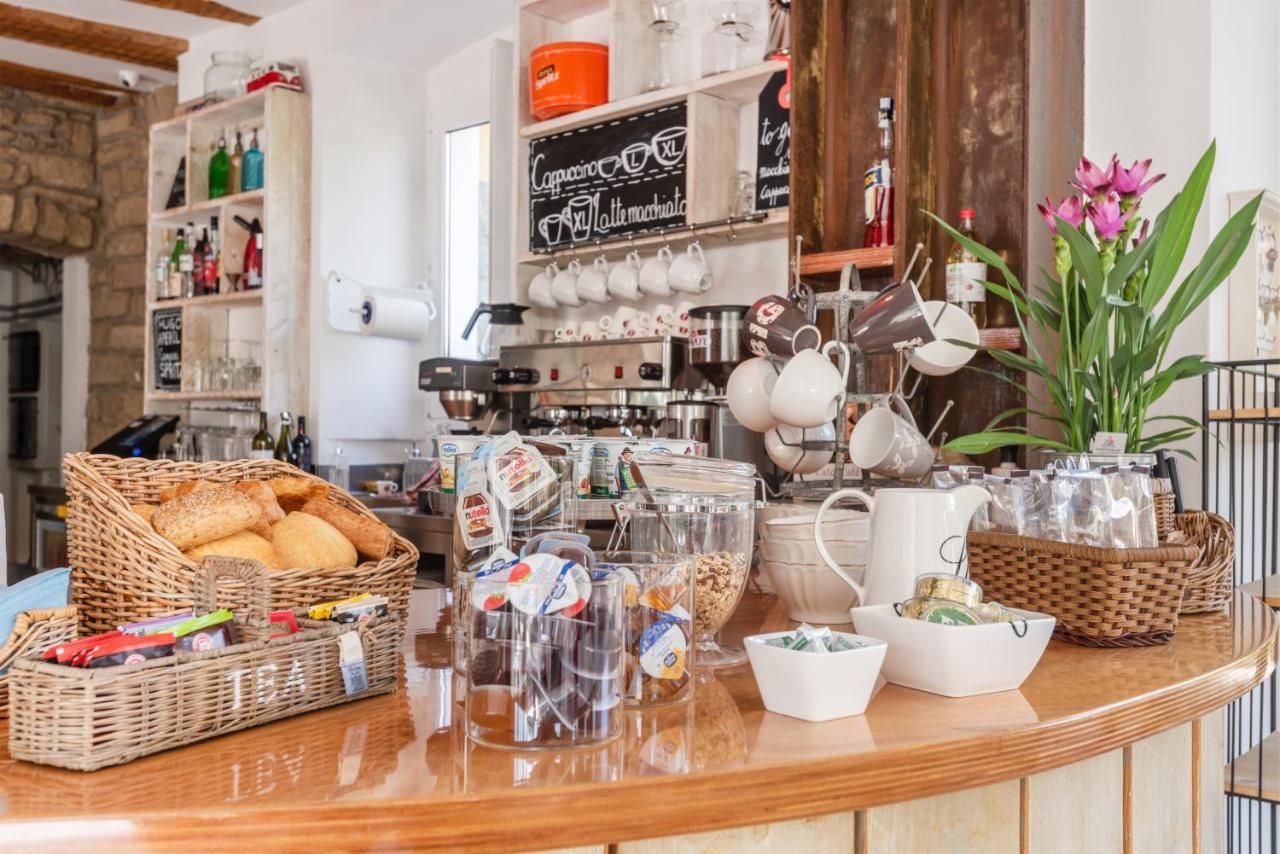 Al Lago Camping & Rooms Riva del Garda Ngoại thất bức ảnh