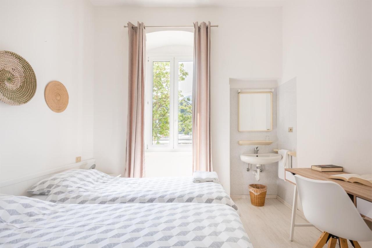 Al Lago Camping & Rooms Riva del Garda Ngoại thất bức ảnh