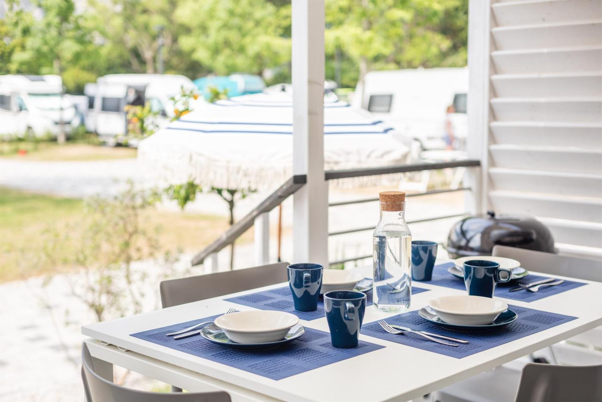 Al Lago Camping & Rooms Riva del Garda Ngoại thất bức ảnh